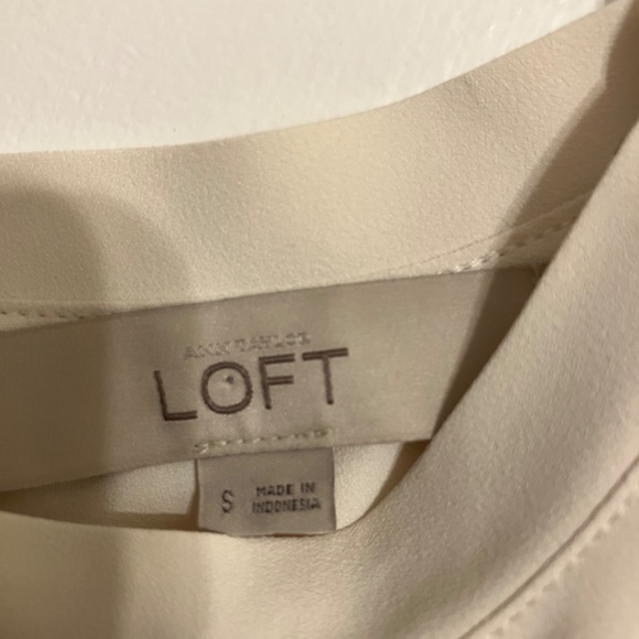 LOFT Ann Taylor Cream Blouse - Picture 3 of 5